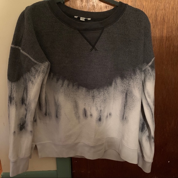 American Eagle Fuzzy Crewneck - Picture 3 of 5